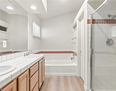 9337 Mist Flower Circle - Photo Thumbnail 22