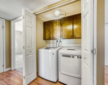 3173 Pinehurst Drive - Photo Thumbnail 28