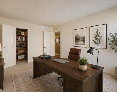 3173 Pinehurst Drive - Photo Thumbnail 16