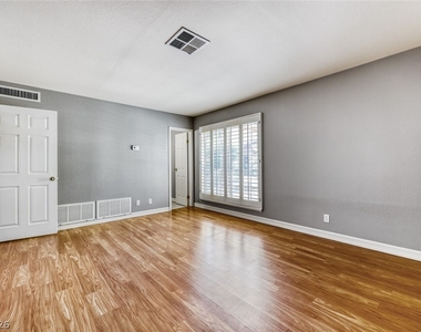 3173 Pinehurst Drive - Photo Thumbnail 19