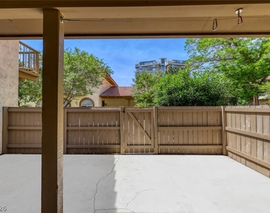3173 Pinehurst Drive - Photo Thumbnail 29
