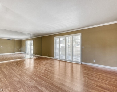 3173 Pinehurst Drive - Photo Thumbnail 11