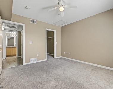 6955 Durango Drive - Photo Thumbnail 16