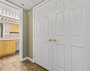 6955 Durango Drive - Photo Thumbnail 21