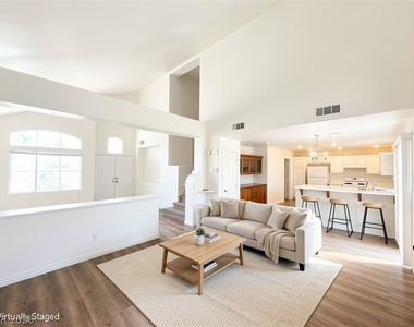 1517 Cross Country Street - Photo Thumbnail 8