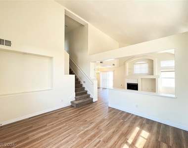 1517 Cross Country Street - Photo Thumbnail 3