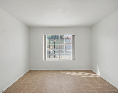 2054 Cardigan Avenue - Photo Thumbnail 12