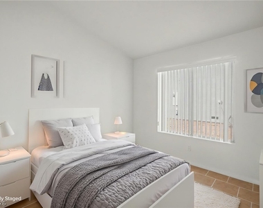 2054 Cardigan Avenue - Photo Thumbnail 32