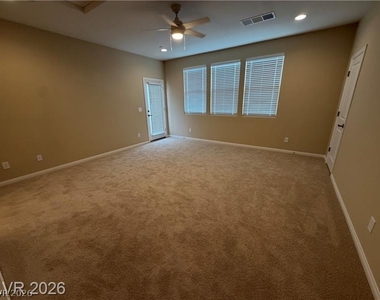 1741 N Desert Foothills Drive - Photo Thumbnail 18