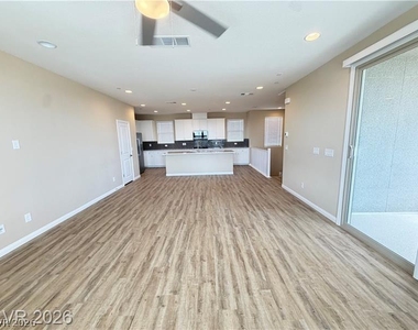 1741 N Desert Foothills Drive - Photo Thumbnail 3
