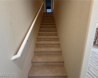 1741 N Desert Foothills Drive - Photo Thumbnail 17