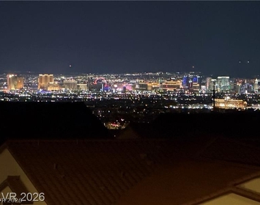 1741 N Desert Foothills Drive - Photo Thumbnail 44