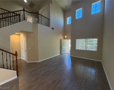 5516 Meridian Rain Street - Photo Thumbnail 3