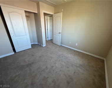 5516 Meridian Rain Street - Photo Thumbnail 13