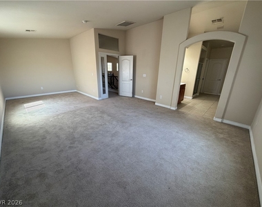 5516 Meridian Rain Street - Photo Thumbnail 10
