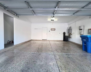11241 Lompoc Court - Photo Thumbnail 26