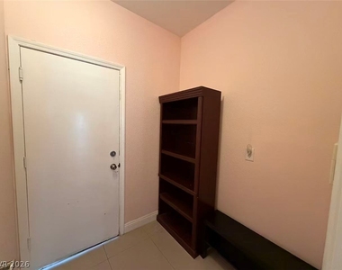 7957 Sky Birch Court - Photo Thumbnail 24