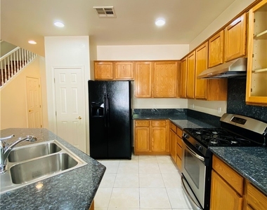7020 Somera Way - Photo Thumbnail 3