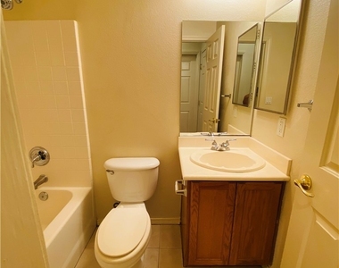 7020 Somera Way - Photo Thumbnail 4