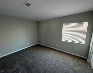 8884 Sparkling Creek Avenue - Photo Thumbnail 11