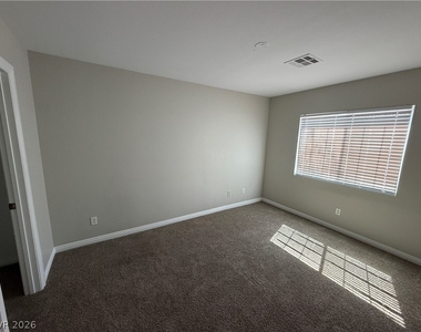 8884 Sparkling Creek Avenue - Photo Thumbnail 14