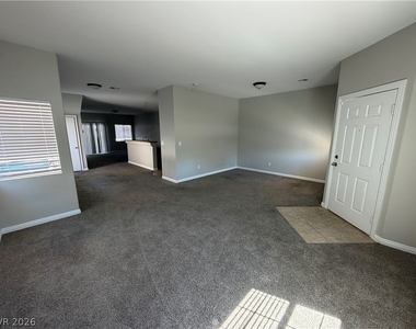 8884 Sparkling Creek Avenue - Photo Thumbnail 3