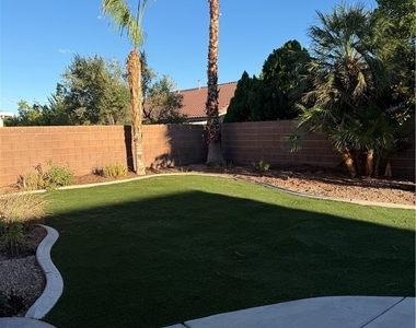 10027 Flokton Avenue - Photo Thumbnail 16