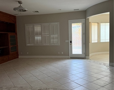 10027 Flokton Avenue - Photo Thumbnail 4