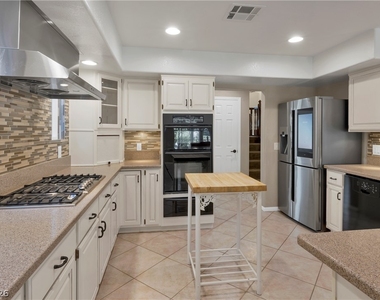 5205 Sandy Cactus Lane - Photo Thumbnail 8