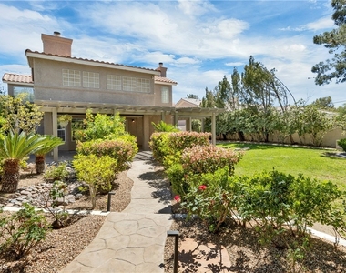 5205 Sandy Cactus Lane - Photo Thumbnail 32