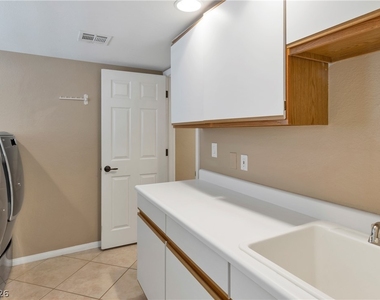 5205 Sandy Cactus Lane - Photo Thumbnail 35