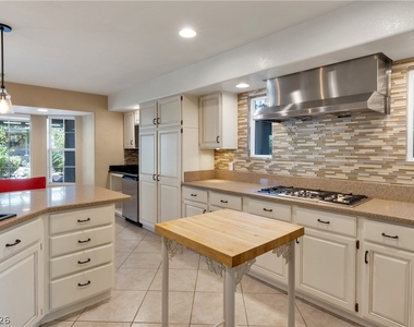 5205 Sandy Cactus Lane - Photo Thumbnail 7