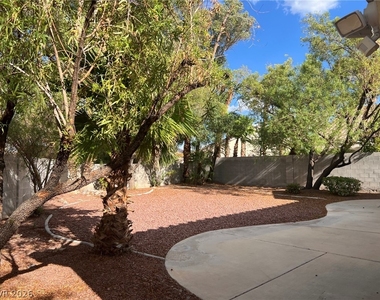 1953 Kachina Mountain Drive - Photo Thumbnail 12