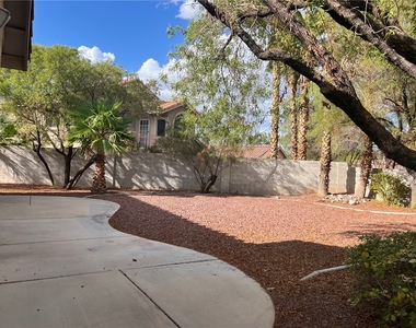 1953 Kachina Mountain Drive - Photo Thumbnail 11