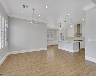 1629 Saintsbury Drive - Photo Thumbnail 22