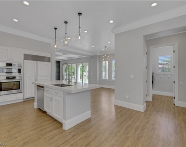 1629 Saintsbury Drive - Photo Thumbnail 17
