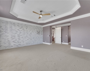 1629 Saintsbury Drive - Photo Thumbnail 35