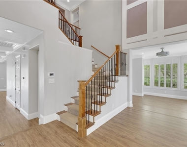 1629 Saintsbury Drive - Photo Thumbnail 6