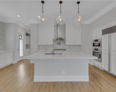 1629 Saintsbury Drive - Photo Thumbnail 15