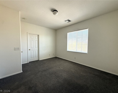 10143 Pleasant Village Place - Photo Thumbnail 14
