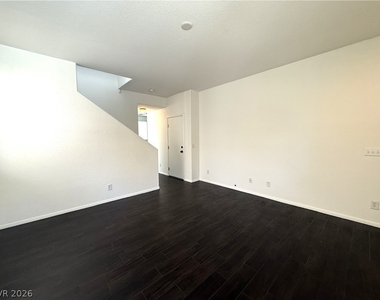 10143 Pleasant Village Place - Photo Thumbnail 2