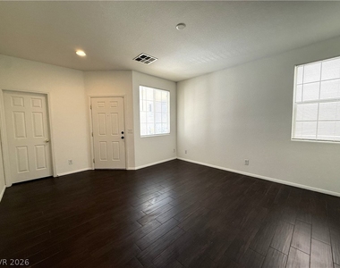 10143 Pleasant Village Place - Photo Thumbnail 4