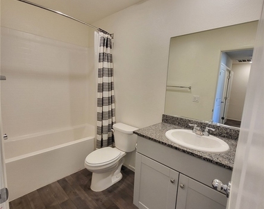 4106 Lunar Canyon Avenue - Photo Thumbnail 8