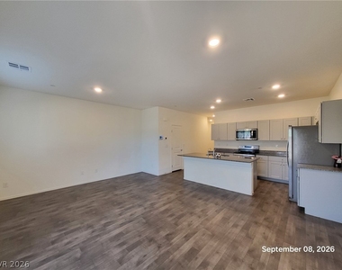 4106 Lunar Canyon Avenue - Photo Thumbnail 3