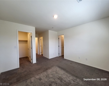 4106 Lunar Canyon Avenue - Photo Thumbnail 10