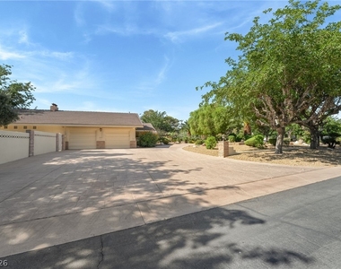 7154 Ranchito Circle - Photo Thumbnail 2