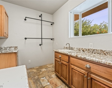 7154 Ranchito Circle - Photo Thumbnail 38