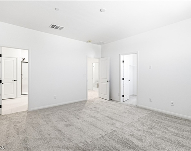 12560 Kings Creek Place - Photo Thumbnail 13