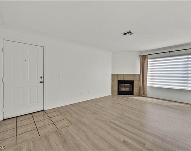 350 S Durango Drive - Photo Thumbnail 2