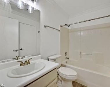 350 S Durango Drive - Photo Thumbnail 17